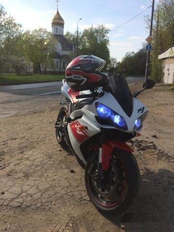 Yamaha R1
