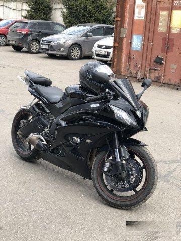 Yamaha R6