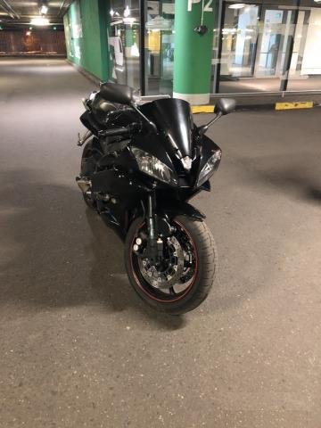 Yamaha R6