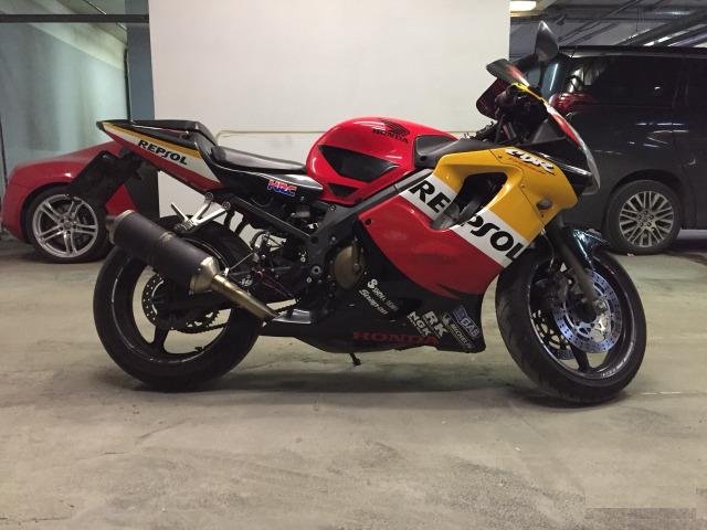 Honda CBR 600 f4i s