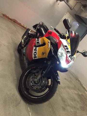 Honda CBR 600 f4i s