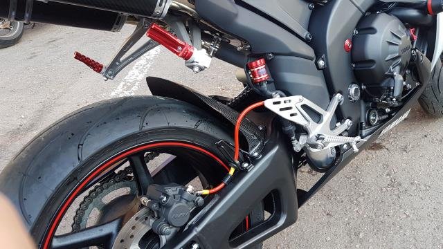 Yamaha R1