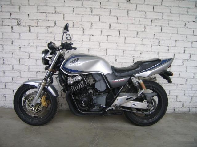 Honda CB400 втек 1999г