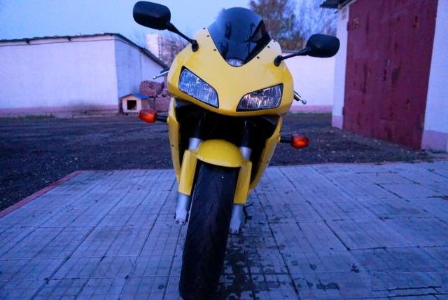 Honda CBR 600 RR 2004