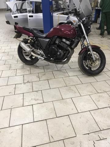 Honda CB 400 SF