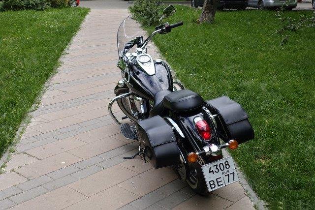 Kawasaki VN900 Classic (Vulcan), 2011