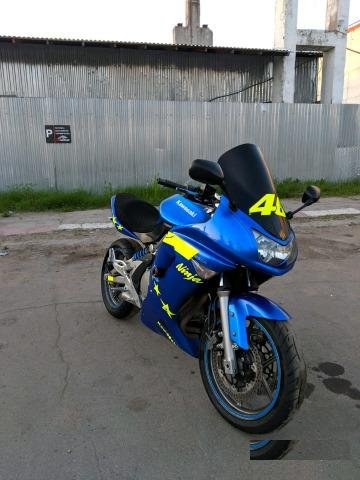 Kawasaki er6f