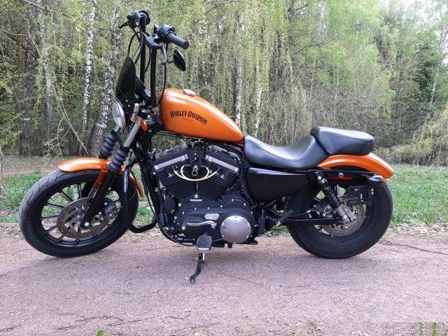 Harley-Davidson Sportster 883