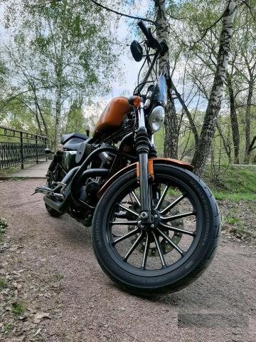 Harley-Davidson Sportster 883