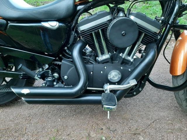 Harley-Davidson Sportster 883