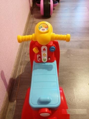 Толокар каталка fisher price