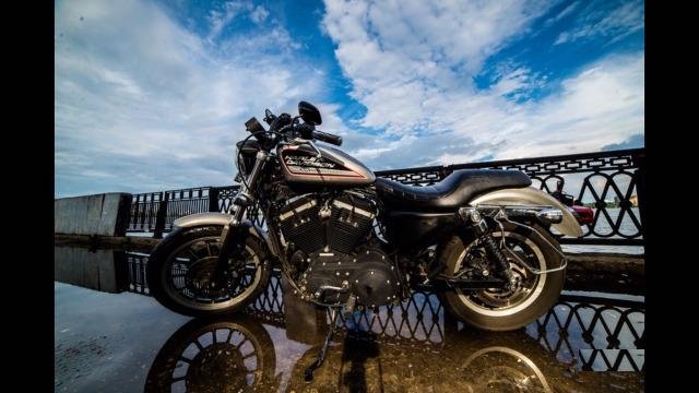 Harley-Davidson Sportster 883 R