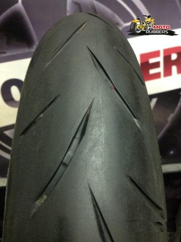 Мотошина бу №7032 120/70/17 R17 Bridgestone s20