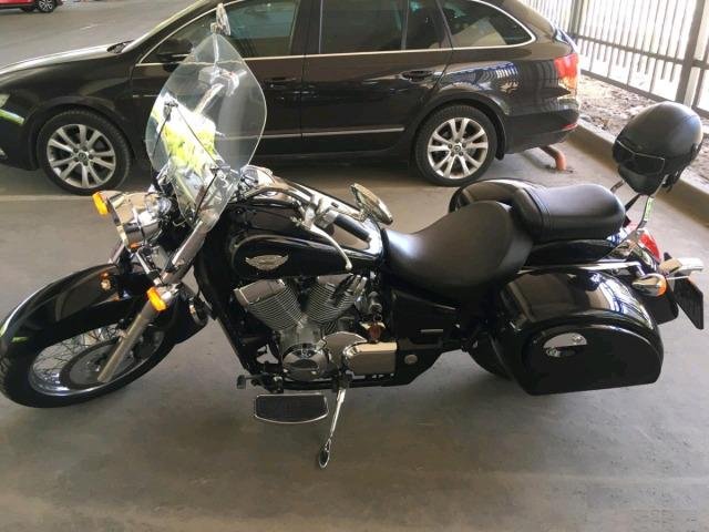 Honda shadow 750