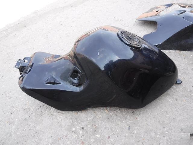 Бак топливный kawasaki ZZR1100 1993-2001
