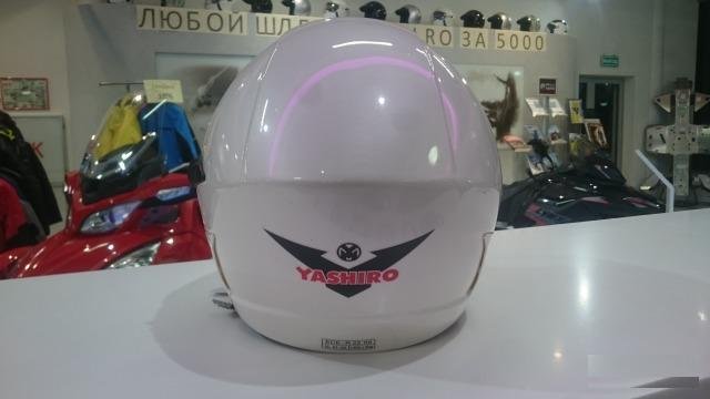 Шлем закрытый Yashiro Y220
