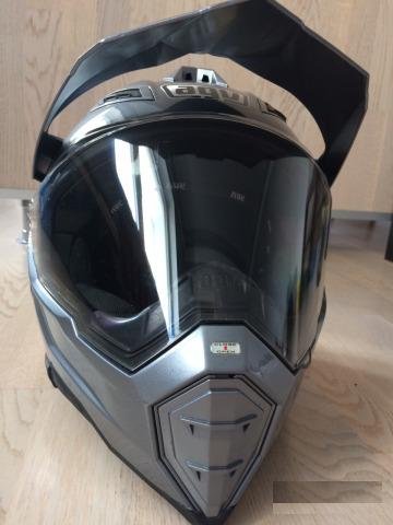 Мотошлем AGV AX-8 Dual Evo, в отличном состоянии