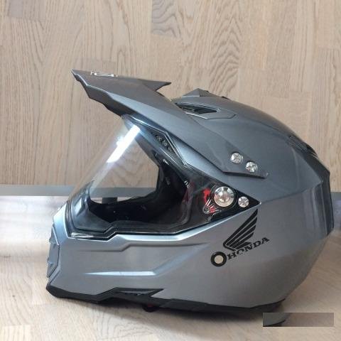 Мотошлем AGV AX-8 Dual Evo, в отличном состоянии