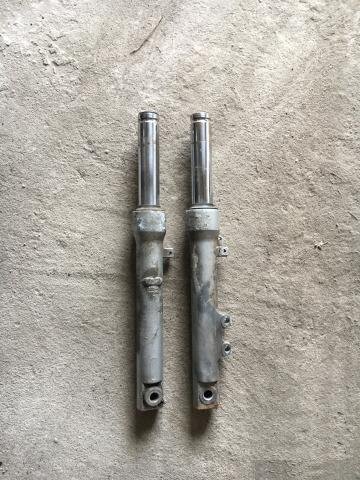 Комплект амортизаторов honda lead af48/jf06