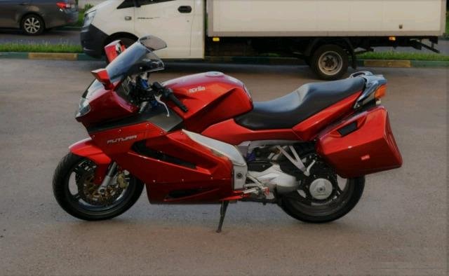 Aprilia rst 1000