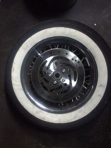 Переднее колесо к Harley Davidson Softail