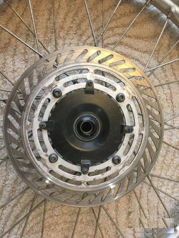 Передний тормозной диск Honda xr