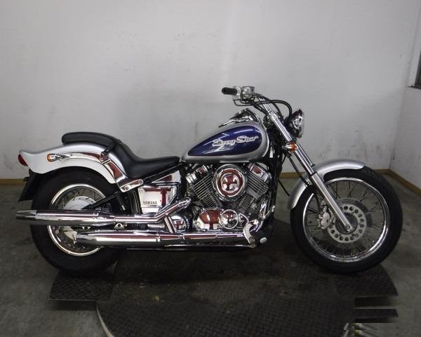 Yamaha XVS 400 drag star