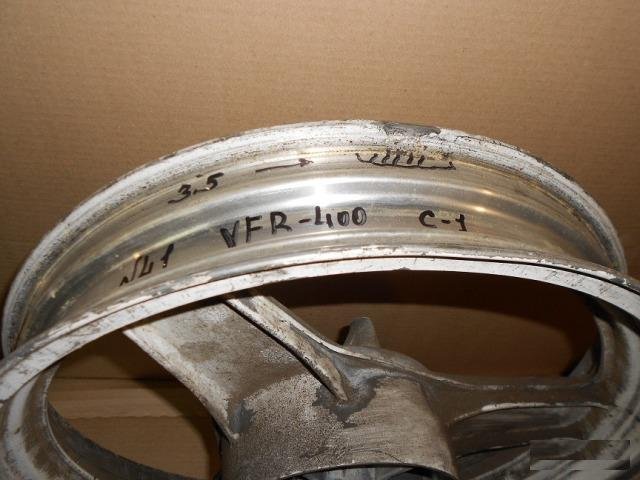 Диск задний Honda VFR400 1989-1993 год N41