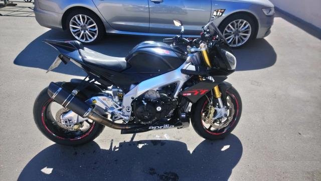 Мотоцикл Aprilia tuono v4