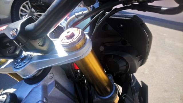 Мотоцикл Aprilia tuono v4