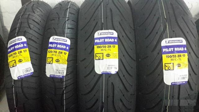 Мотошина Michelin Pilot Road 4 190/55ZR17 75W