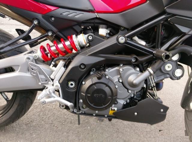 Aprilia -Shiver 750-ABS год выпуска 2015