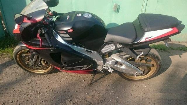 Aprilia rsv 1000 mille 2003год привезён в2013 году