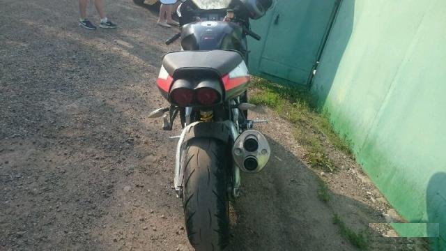 Aprilia rsv 1000 mille 2003год привезён в2013 году