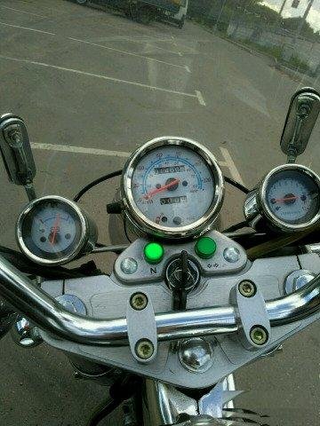 Baltmotors classik 200