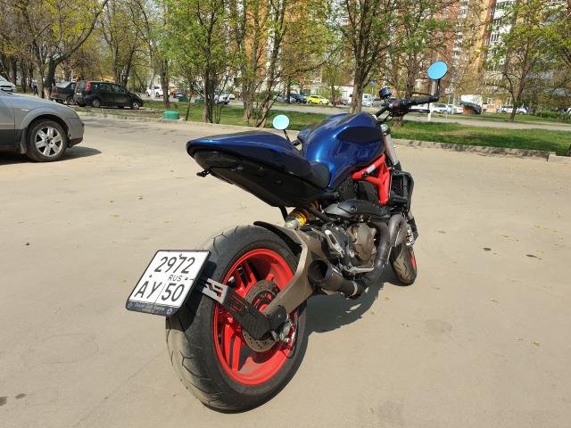 Ducati Monster 821