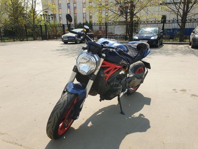 Ducati Monster 821