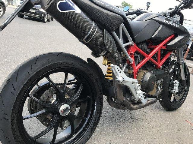 Ducati Hypermotard 1100s 2008г.в
