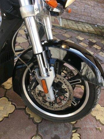 Мотоцикл Victory Cross Roads Круизер