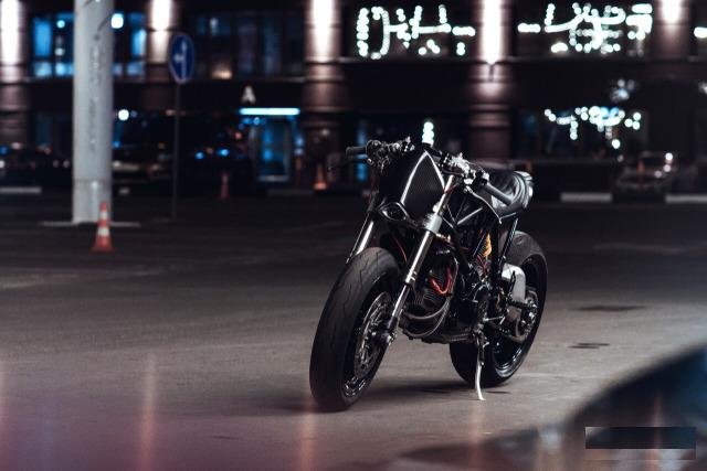 Ducati ss 1100 custom