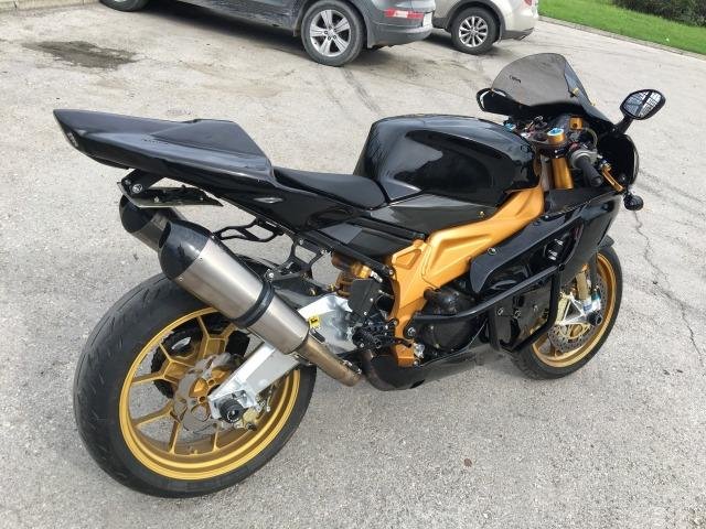 Aprilia RSV Factory