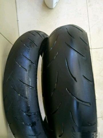 Моторезина Bridgestone batlax BT015 комплект перед