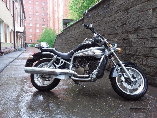 Racer cruiser RC250LV