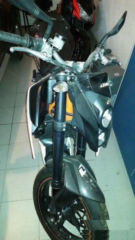 KTM duke-690r