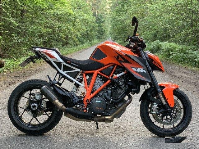 KTM 1290 Super Duke R