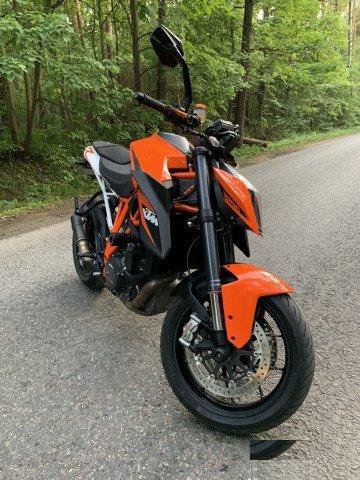 KTM 1290 Super Duke R