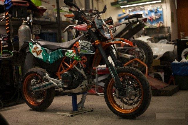KTM 690 SMC R 2012