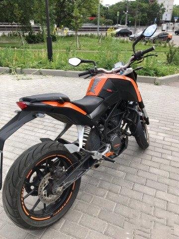 Ktm duke 125 (200) 2011
