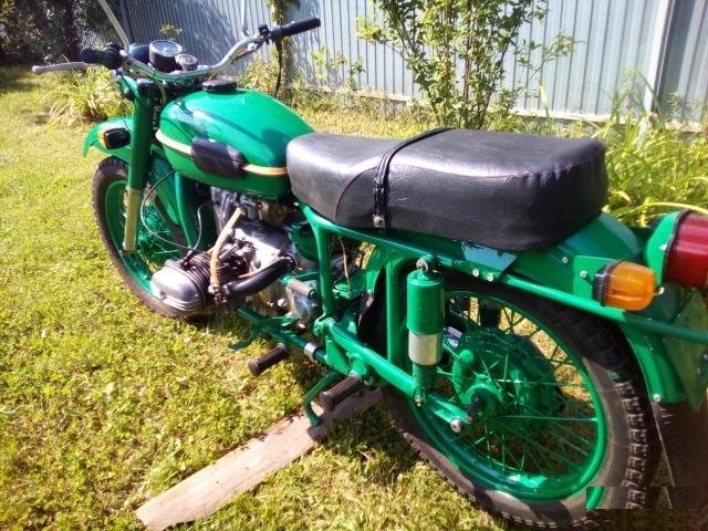 Продам мотоцикл Урал М-67