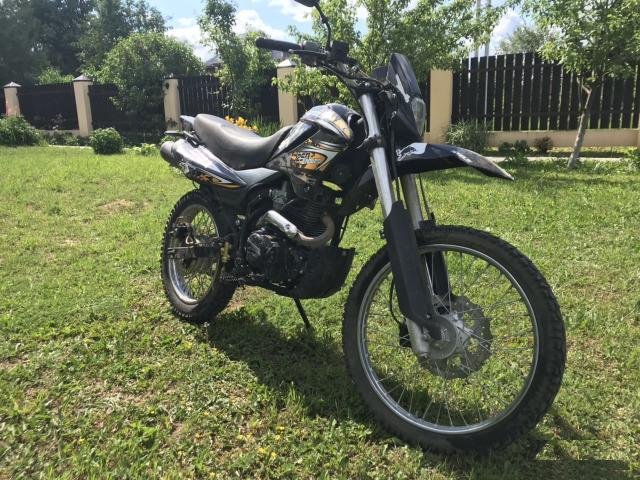 Stels enduro 250